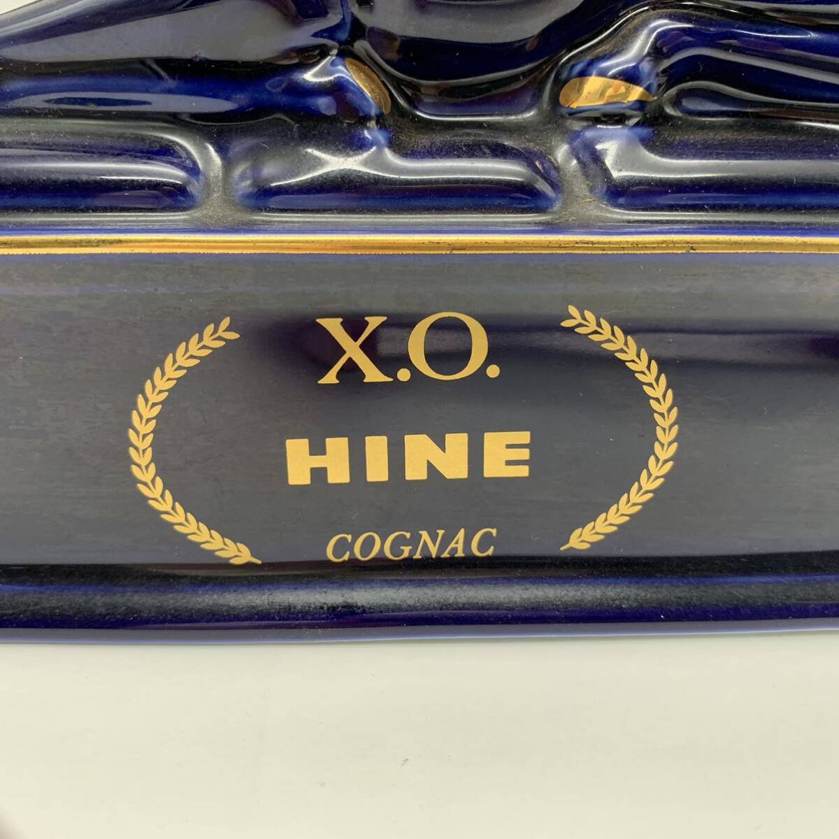 ●【売り切り】HINE（ハイン）COGNAC コニャック X.O. 陶器ボトル 重量1790.8g《未開詮》②の画像2