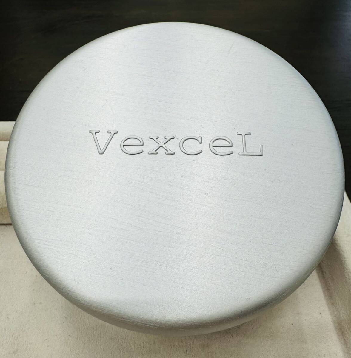 Vexcel レディース美品腕時計 不動品 シェル文字盤の画像2