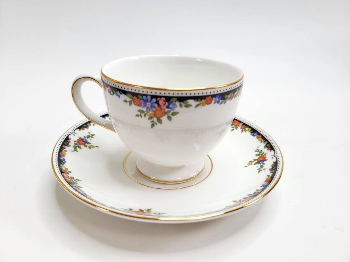 【送料無料・長期保管品】ウェッジウッド　カップ＆ソーサー　オズボーン　Wedgwood　C/S　英国製　廃盤品　食器_画像1