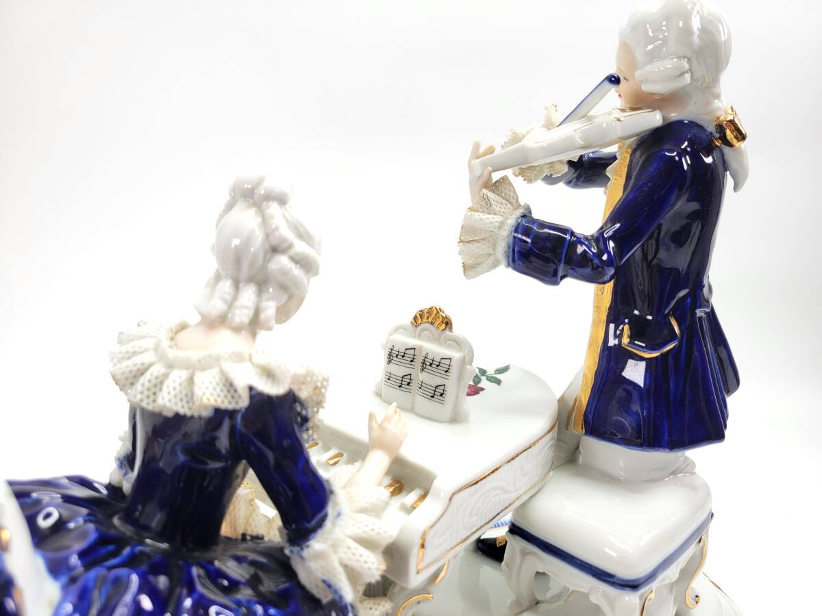 【送料無料】KATO KOGEI 加藤工芸 ドレスドール　フィギュリン 陶器人形　バイオリンとピアノ　レース人形 陶器 オブジェ 置物 希少品