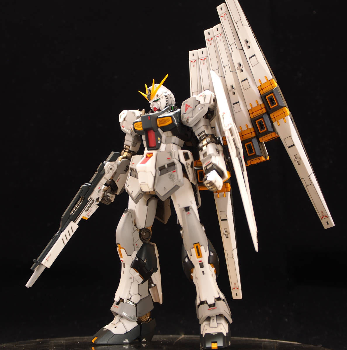 ガンプラ完成品 ニューガンダム (完成品 RG ハイニューガンダム ガンプラ完成品 ニューガンダム (完成品 RG ハイニューガンダム