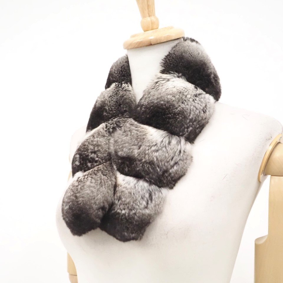  beautiful goods [ queen of furs * Japanese clothes *. equipment OK / Lucifer ] high class fur chinchilla * muffler width :11cm× length :74cm * white × black *U538Y