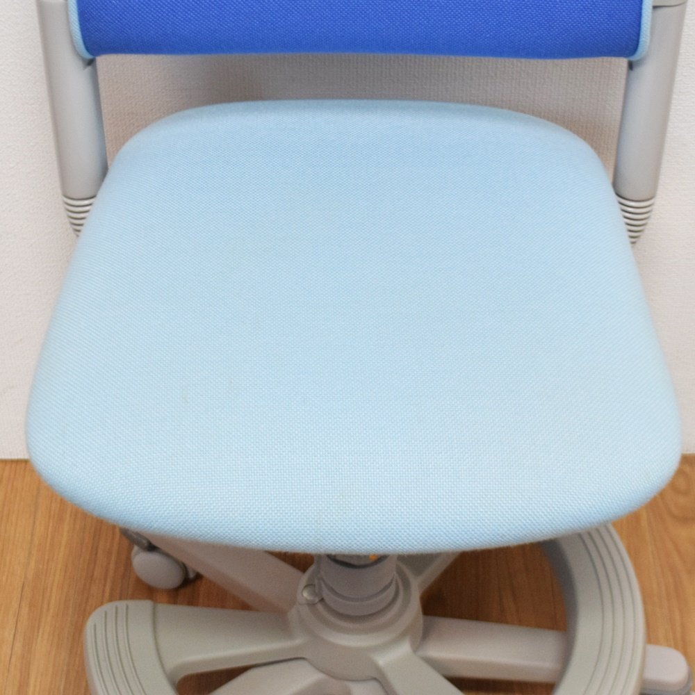 良品 イトーキ トワイス 学習椅子 KS11-2BU ブルー 座面高さ450-545mm 背高さ・奥行調節各6段階 スライドフィット回転チェア ITOKI_画像5