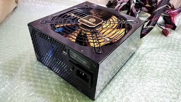 X2 ENERMAX 700W EMG700AWT PC用 電源BOX 電源ユニット_画像4