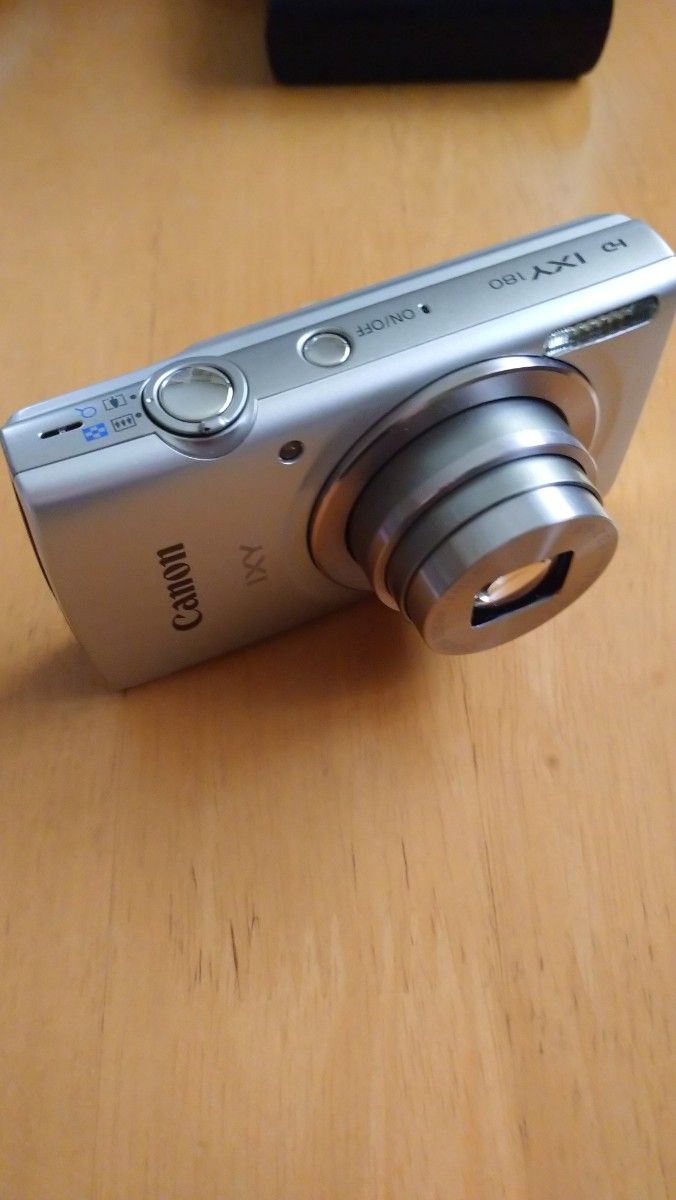 Canon　 IXY180　 デジタルカメラ