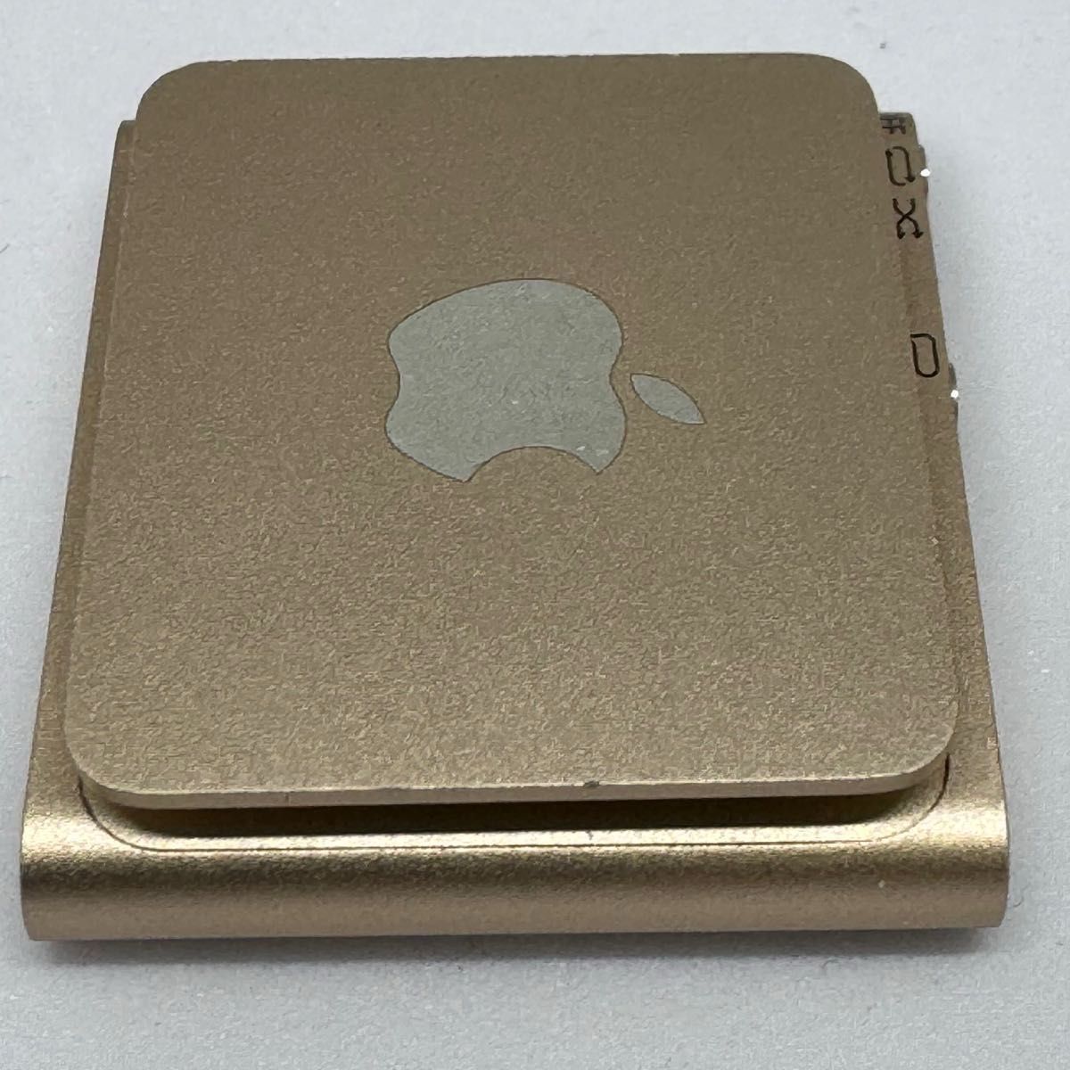 【初期化済】【おまけ付き】Apple iPod shuffle 第4世代 A1373 MKM92J/A 2GB ゴールド