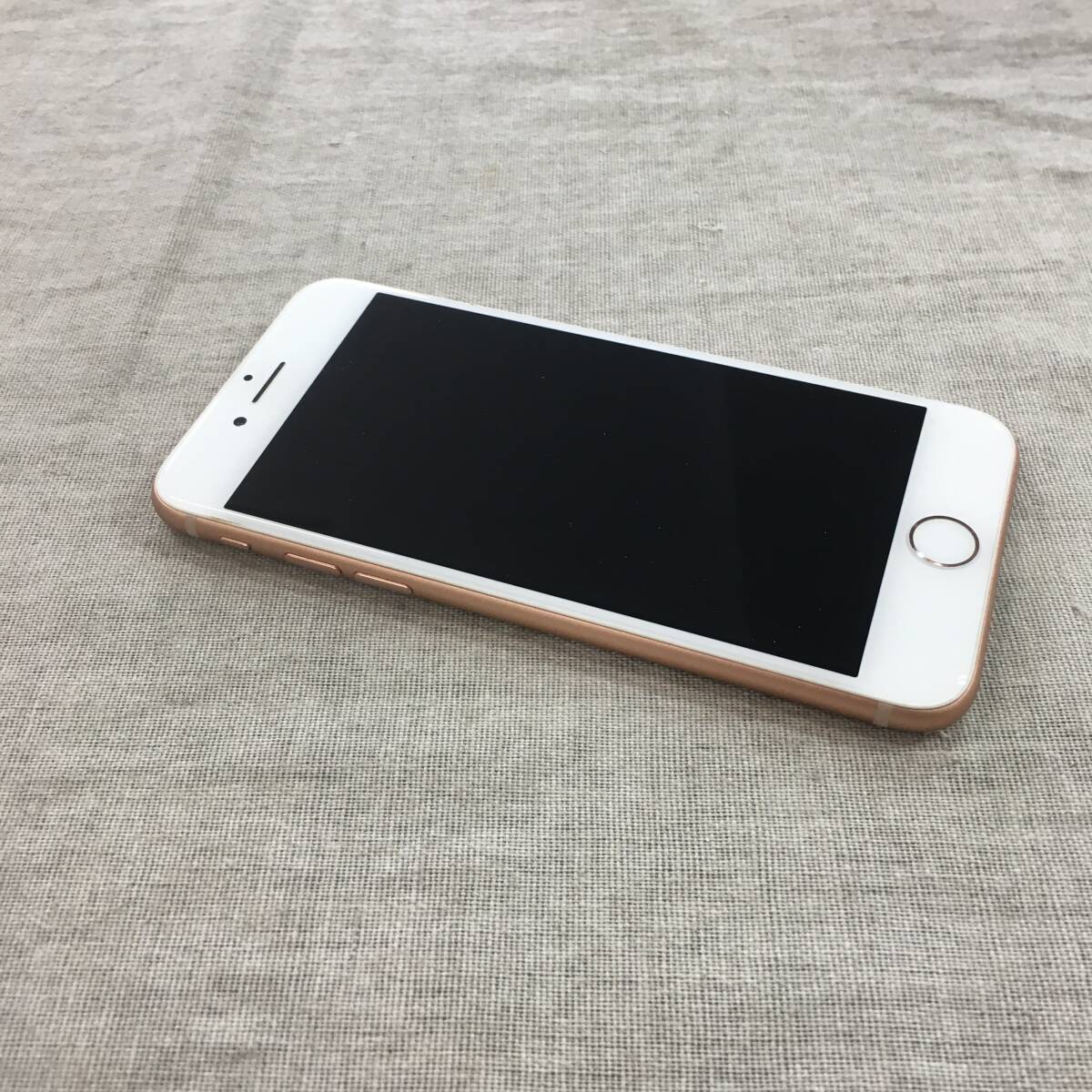 現状品 iPhone 8 A1906 (NQ7A2J/A) 64GB ゴールドの画像6