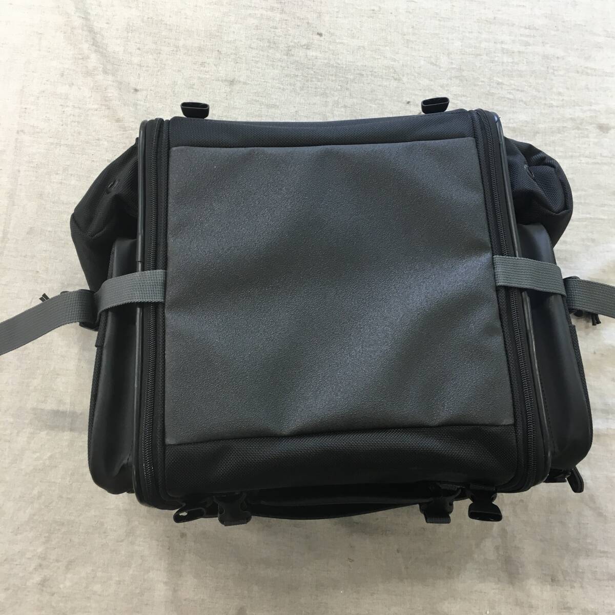  present condition goods Tanax (TANAX) MOTOFIZZ for motorcycle Mini Field Seat Bag capacity 19-27L MFK-100