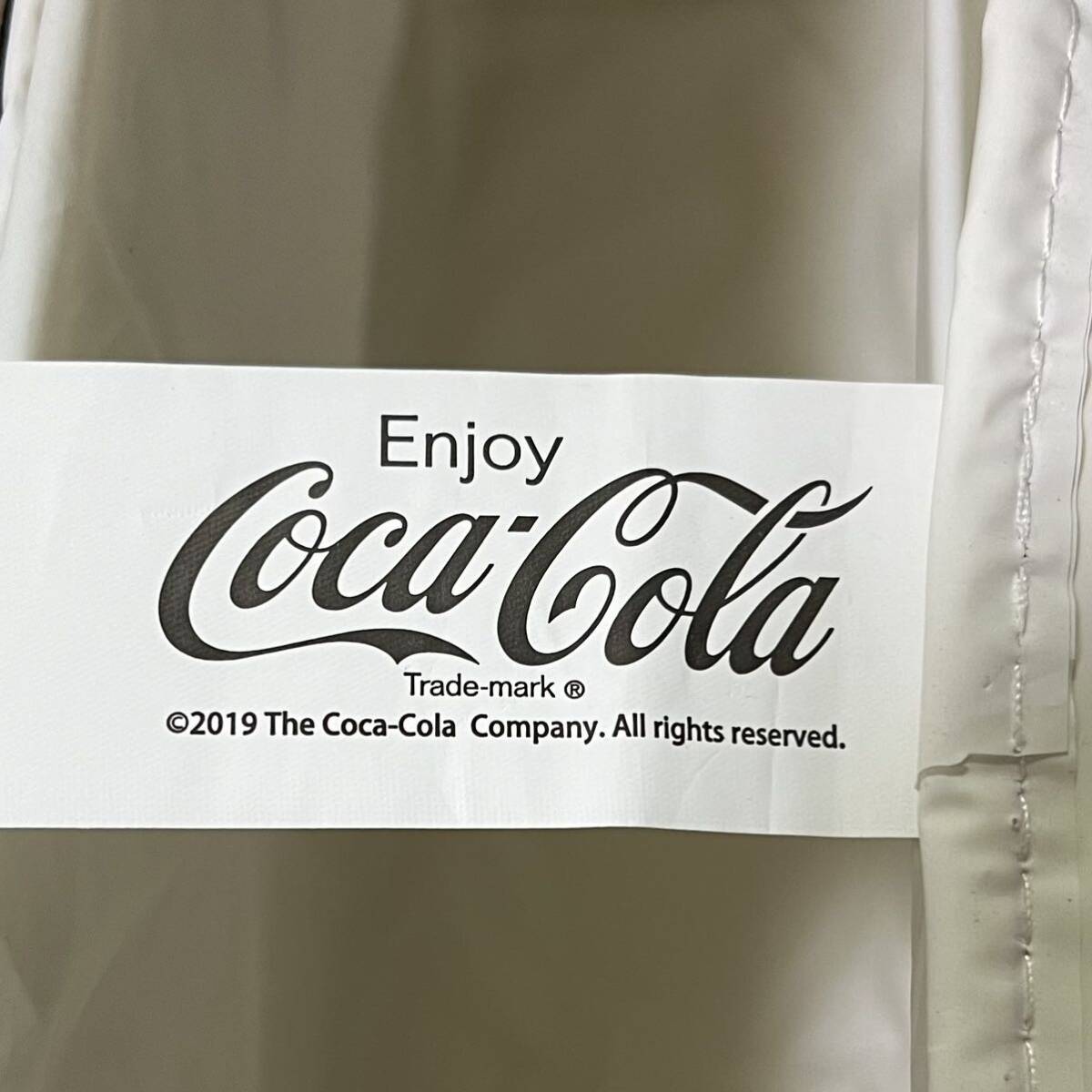 SI■ コカ・コーラ クーラーバック 赤 レッド 保冷バッグ 斜めがけ ショルダーバッグ Coca-Cola エナメル バッグ 保冷 クーラー_画像6