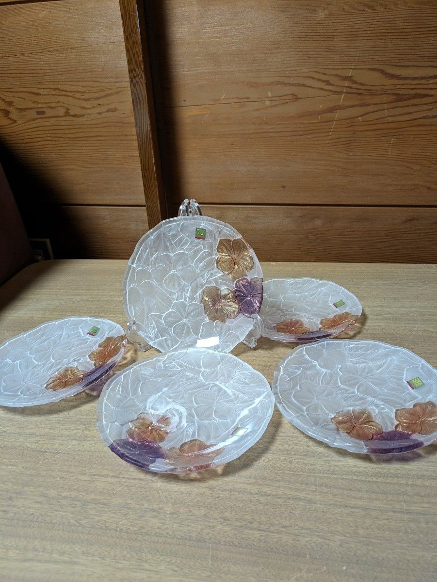 ホヤクリスタル 銘々皿 花柄 プレート ガラス皿 花柄プレート 花 ホヤクリスタル 銘々皿 花柄 プレート ガラス皿 花柄プレート 花