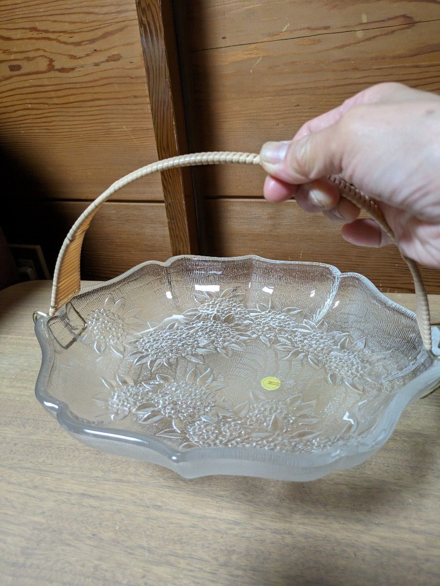 ホヤクリスタル　こでまり　つる付盛皿　 プレート　ガラス皿　盛鉢　皿　ボウル　昭和レトロ　ヴィンテージ　アンティーク　ガラス食器