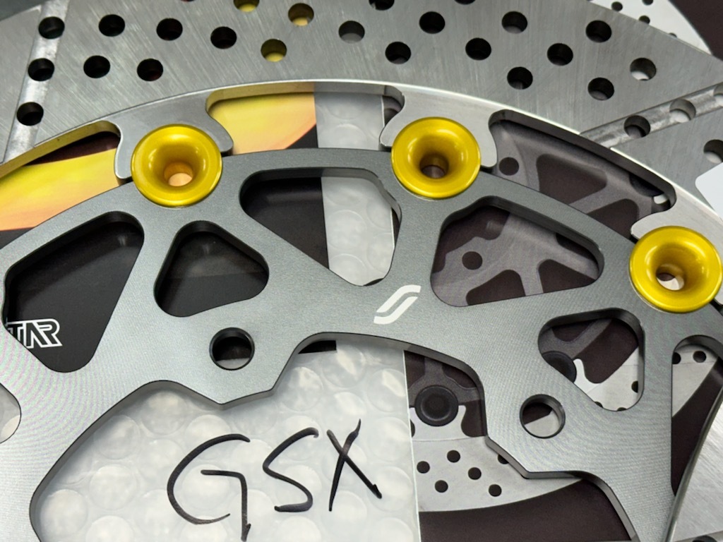 GSX-S S1000KATANA カタナ サンスターワークスディスクローター 展示未使用品 左右セット WT239WL WR-GOLDピンの画像2