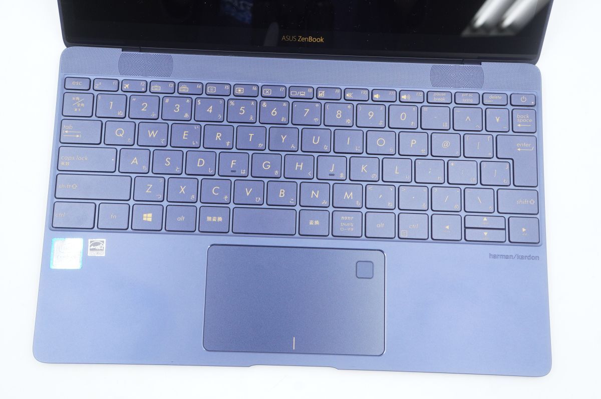 ★☆全額返金保証！最速発送！【ASUS ZenBook 3 UX390UA i5-7200U /8GB /256GB 液晶難あり 動作確認済】★☆（202404-19527-PCkaitori）_画像4