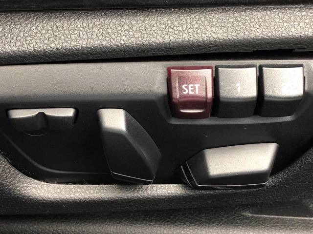 【諸費用コミ】:2015年 3シリーズセダン 320d Mスポーツ_画像の続きは「車両情報」からチェック