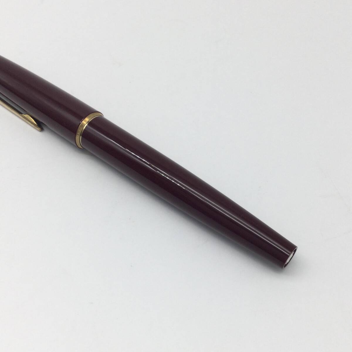 【3147】MONTBLANC モンブラン 万年筆 ペン先14K レッド×ゴールド 筆記用具 ペン 万年筆_画像8