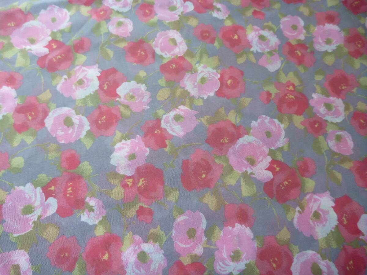 # Switzerland made floral print cloth W width 2.5M regular price 5 ten thousand jpy .. processing 