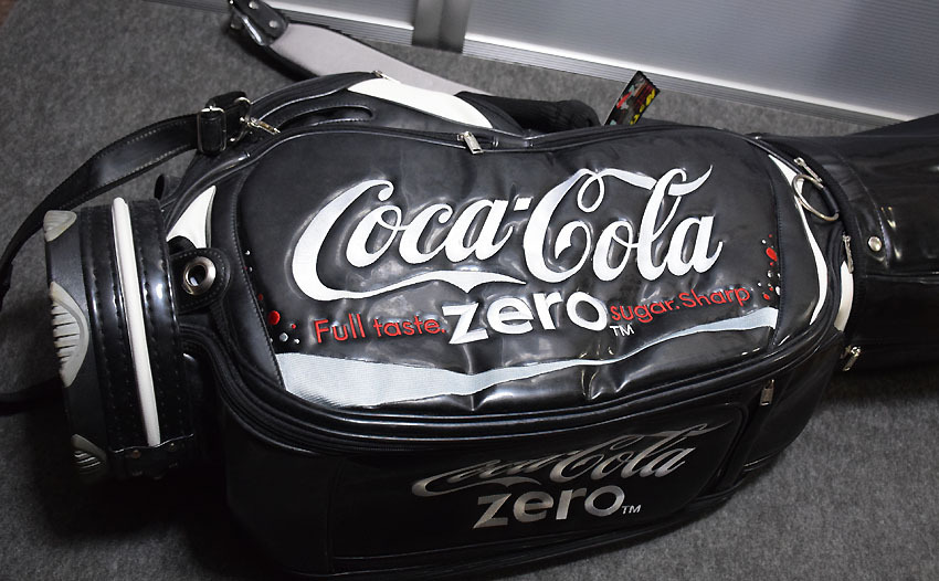 ■Coca-Cola zero（コカ・コーラ ゼロ） ゴルフキャディバッグ 9型 アイアンカバーつき _画像8