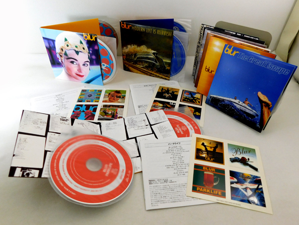 ブラー blur 21 BOX［18CD+3DVD+7inchアナログシングル+ハード・カバー・ブック］完全初回生産限定盤 全21枚組 _画像4
