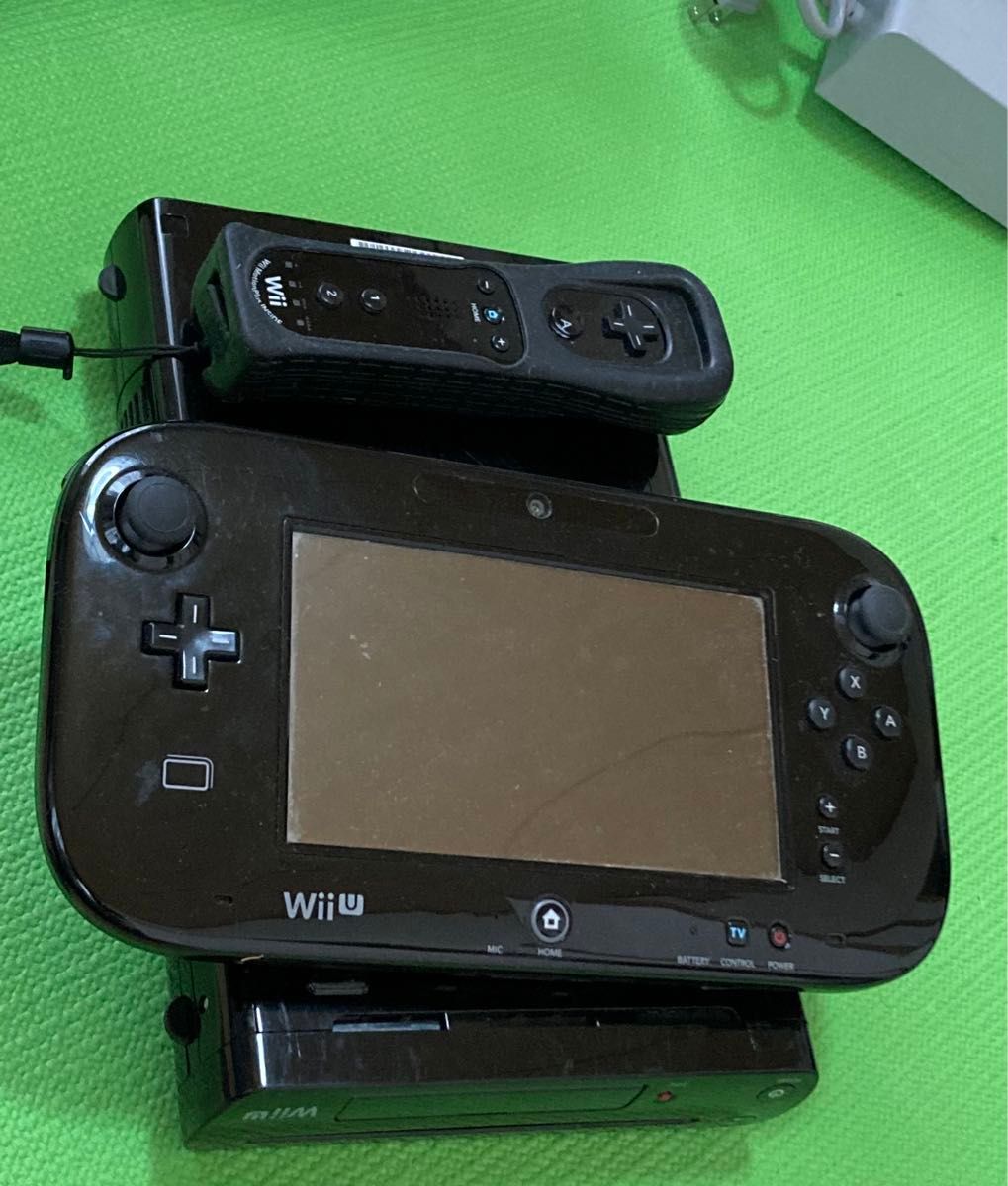 WIIU すぐに遊べるファミリープレミアムセット ブラック　32G 中古