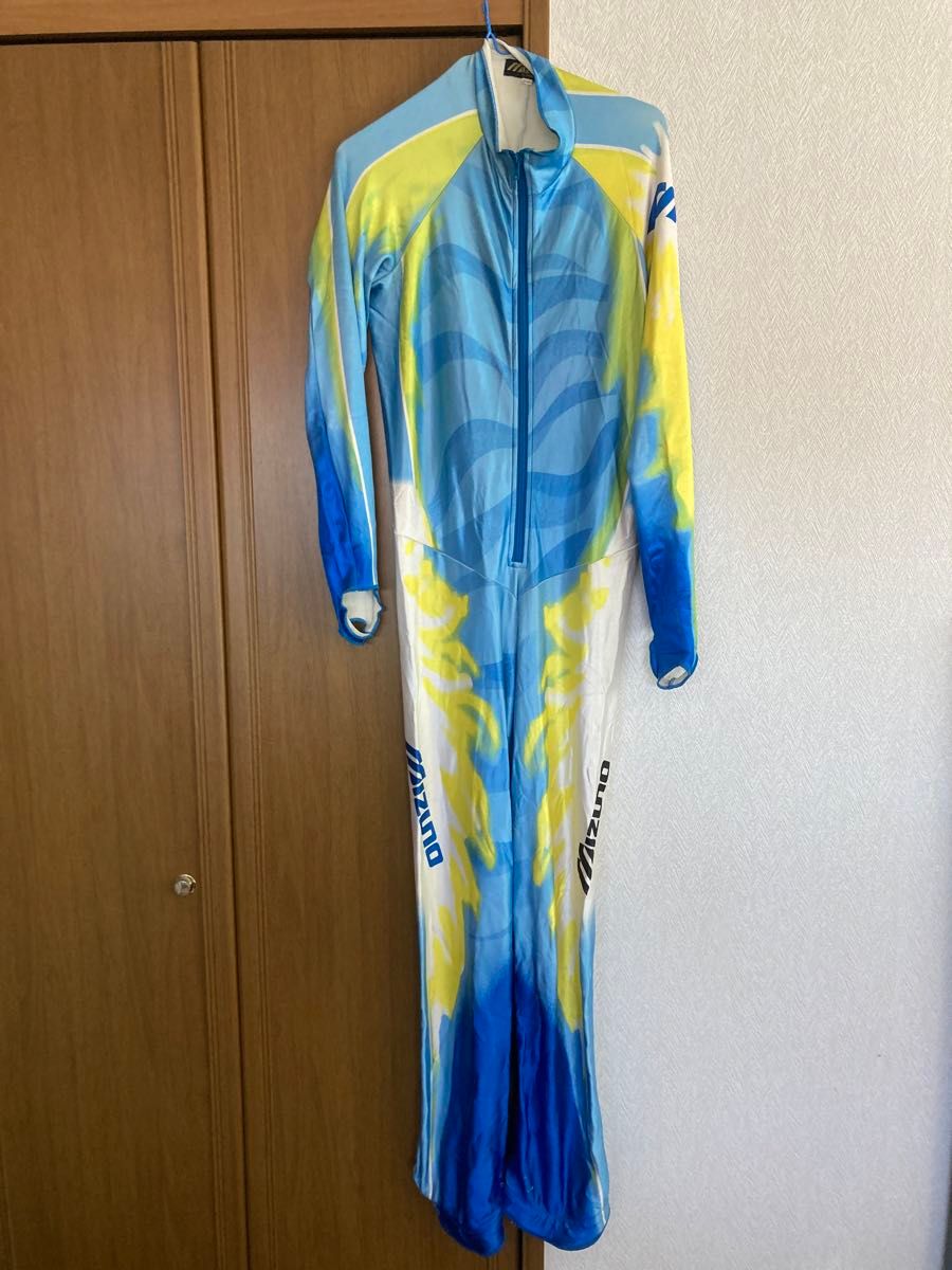 美品 ミズノ スキー レーシングスーツ シーズンオフの為安くさせ 美品 ミズノ スキー レーシングスーツ シーズンオフの為安くさせ