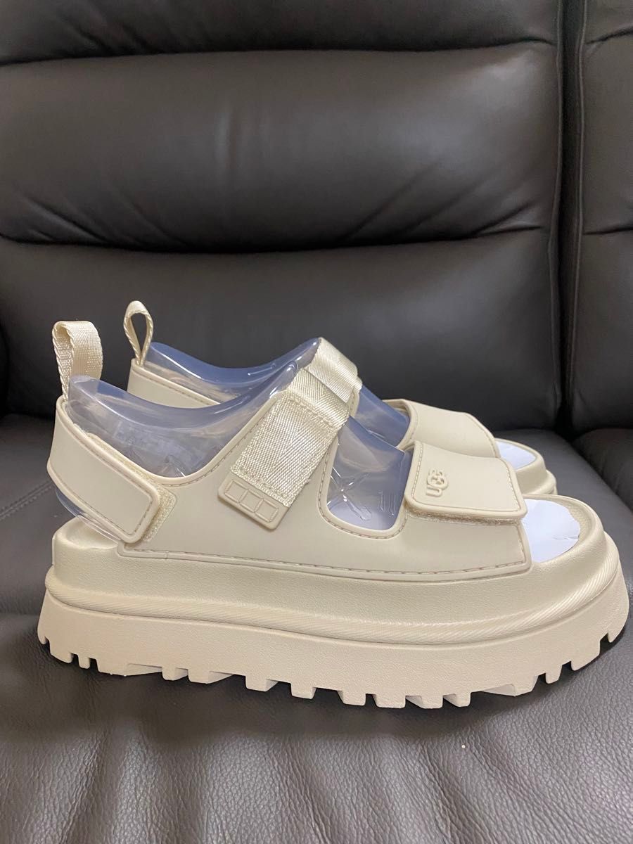 UGG GOLDENGLOW 24cm 新品未使用|Yahoo!フリマ(旧PayPayフリマ) UGG GOLDENGLOW 24cm 新品未使用|Yahoo!フリマ(旧PayPayフリマ)