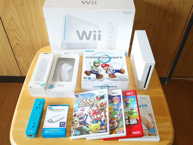 【HDMIコンバーター付属】Wii本体 シロ 動作確認済 付属品完備 別売Wiiリモコン ヌンチャク ソフト5本付 すぐ遊べます_画像1