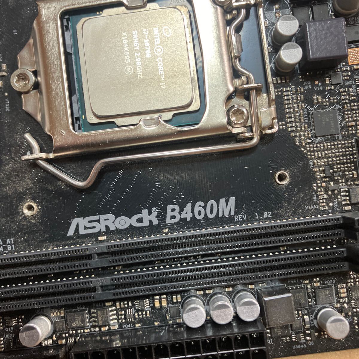 Intel10世代i7cpu マザーボード GeForce 2060電源 メモリ付き ジャンクの画像3
