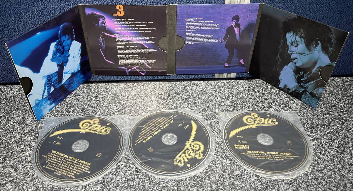 z98　MICHAEL JACKSON マイケル・ジャクソン　THIS IS IT/The Essential　CD×2枚　DVD×1枚　マイケル・ジャクソン集まとめ売り　計3点_画像6