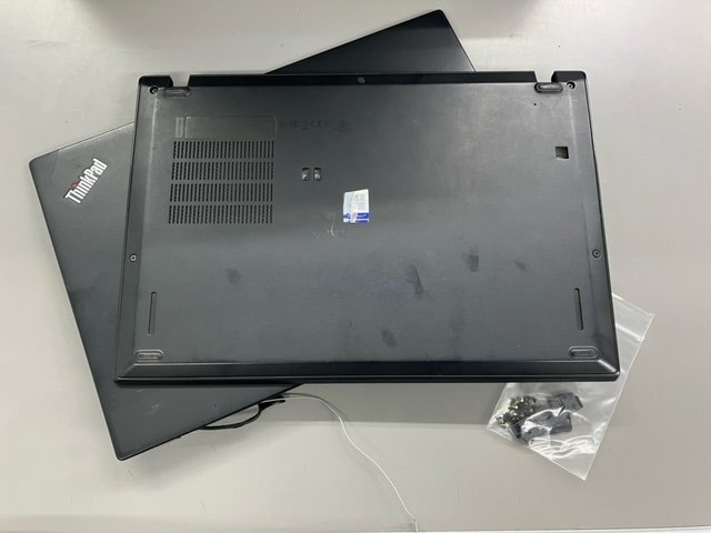 ThinkPad X280 12.5\' FHD LCD PANEL/KB оправа /BASE COVER комплект 97941