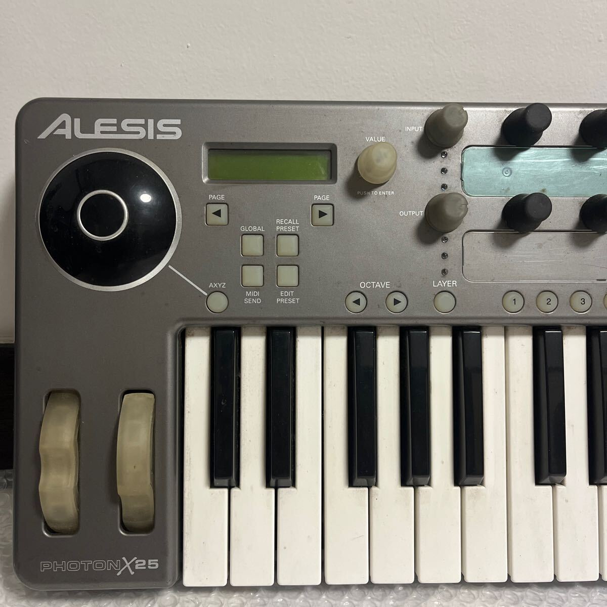 #ALESIS# интерфейс встроенный MIDI клавиатура #Photon X25* Junk 