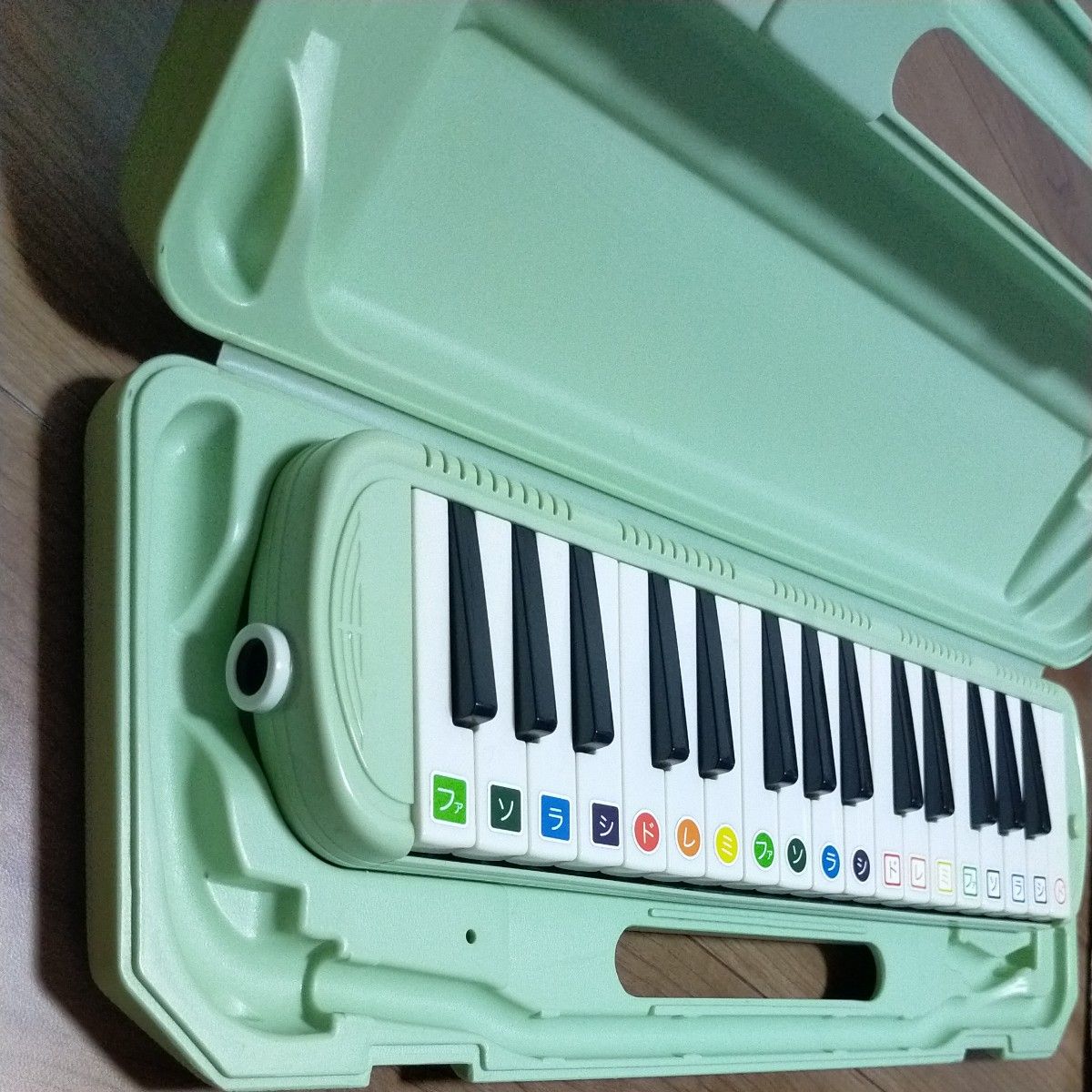 鍵盤ハーモニカ ピアニカ　グリーン　MelodyPiano　手持ちバック　ポケモン