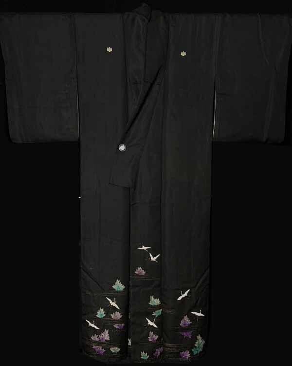 * кимоно ... античный кимоно obi * кимоно куротомэсодэ чёрный земля вышивка установка ниже журавль натуральный шелк костюм старый ткань старый .