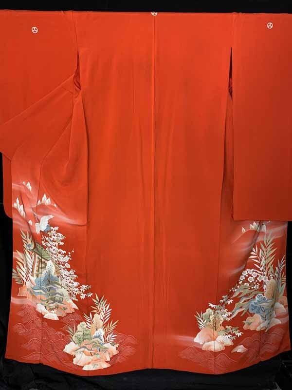 * kimono ... antique kimono obi * red white black 3 pieces set .. color tomesode long-sleeved kimono hem pattern piling . mountain scenery . crane ... map bird old cloth old .
