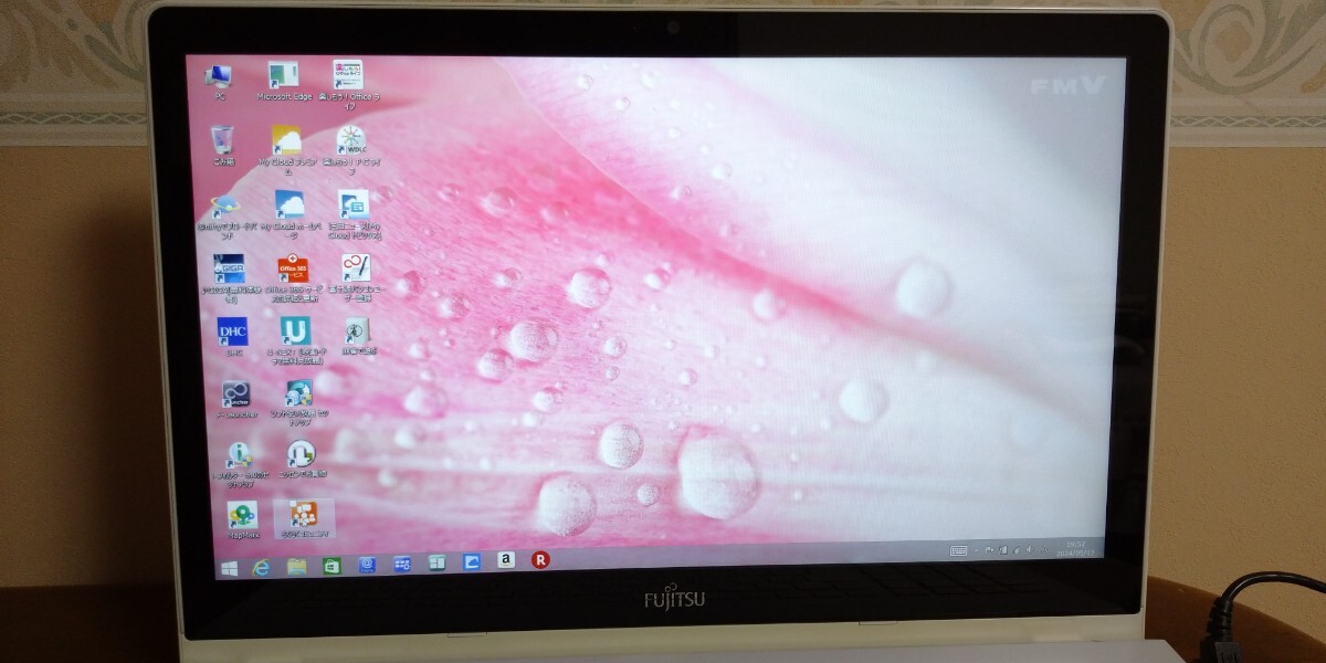 富士通 LIFEBOOK AH77/U Corei7-4722HQ 最大3.40GHz メモリ8GB HDD1TB フルHD タッチパネル ブルーレイ FMVA77UW_画像3