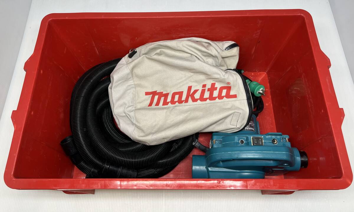 動作品 マキタ 小型集塵機 makita 450 ホース 集塵袋付き集じん袋 ホルダ 中古品の画像7