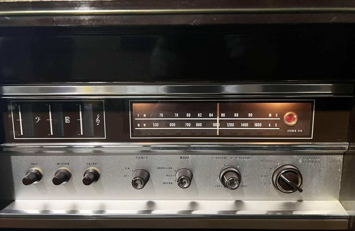 希少 動作品 昭和レトロ ナショナル 真空管ラジオ レコードプレイヤー SE-8000A アンティーク 家具調 当時物の画像6