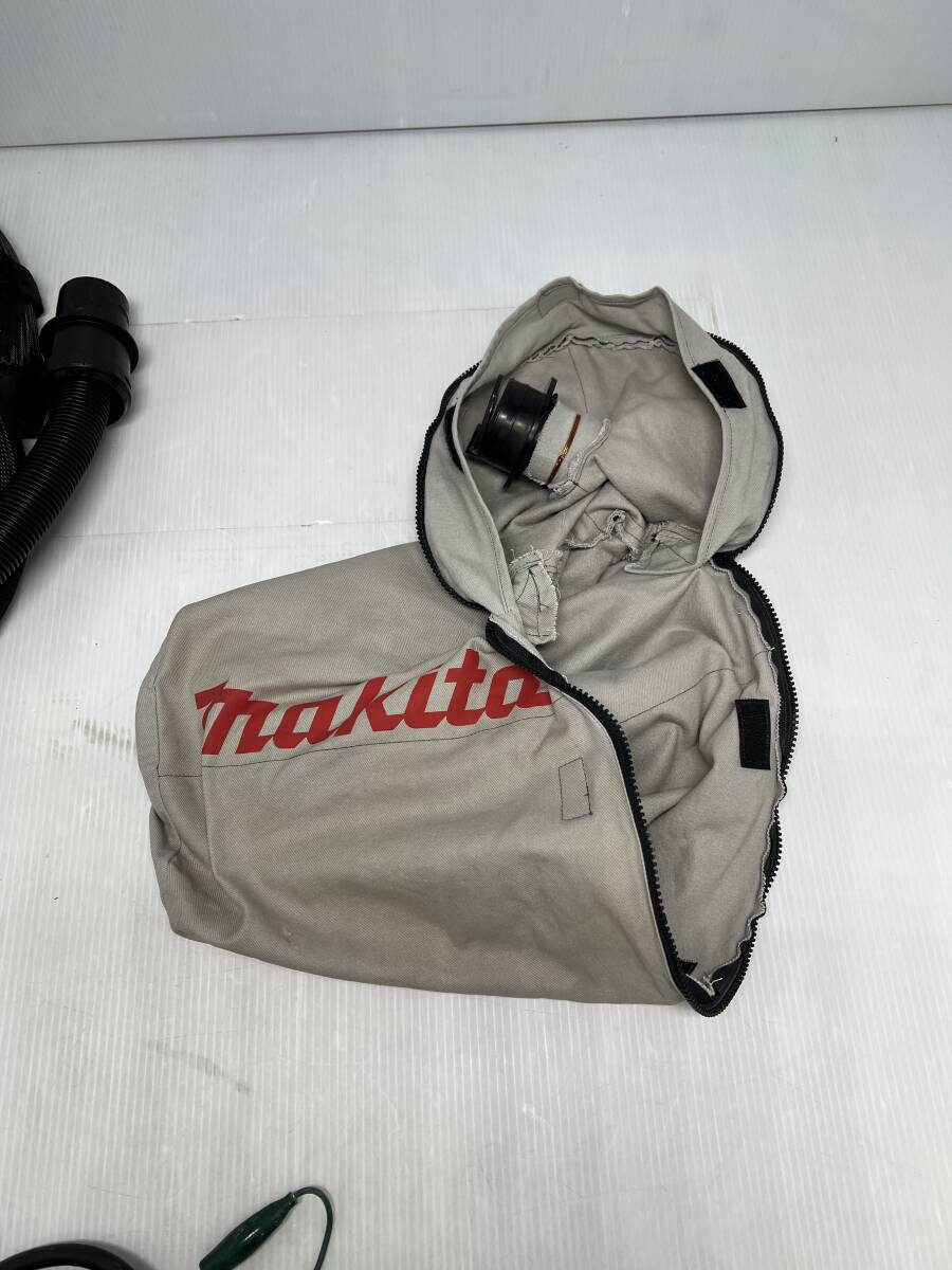 動作品 マキタ 小型集塵機 makita 450 ホース 集塵袋付き集じん袋 ホルダ 中古品の画像5