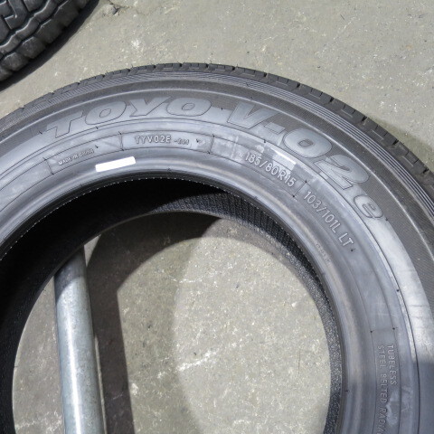 21年製イボ付き 185/80R15 103/101LT ◆トーヨー V-02e◆ 4本 J1155 夏タイヤ_画像9