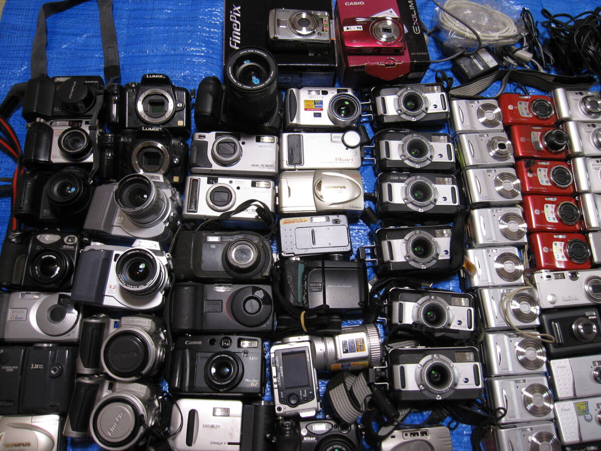 デジカメ 大量 ジャンク品 130台 Canon(IXY PowerShot) Nikon SONY OLYMPUS MINOLTA RICOH FUJIFILM Panasonic CASIO の画像2