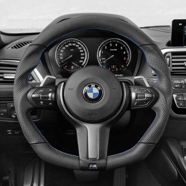 BMW 4シリーズ F32/F33/F36/F82/F83 M4 丸形エアバッグ D型 ステアリング ホイール ハンドル レザーxパンチングレザー トップマーク無_画像2