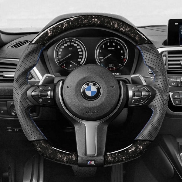 BMW 7シリーズ F01/F02 丸形エアバッグ D型 ステアリング ホイール ハンドル 鍛造カーボンxパンチングレザー トップマーク無_画像2