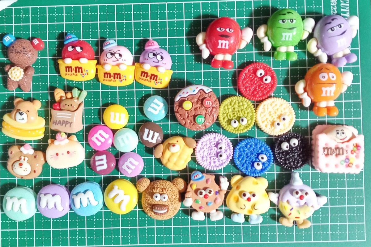 デコパーツ　お菓子　ｍ＆ｍ　クッキー　ミニチュアパーツ　ハンドメイド用　