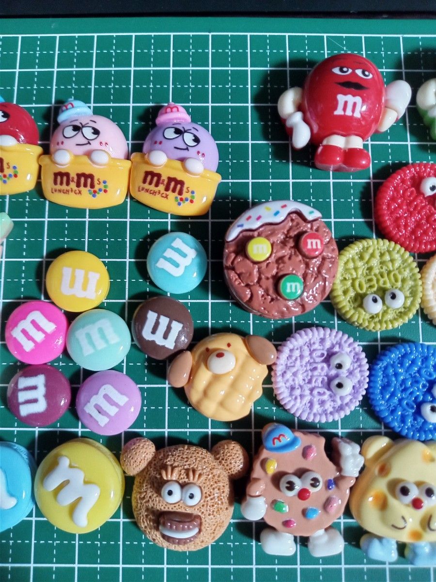 デコパーツ　お菓子　ｍ＆ｍ　クッキー　ミニチュアパーツ　ハンドメイド用　