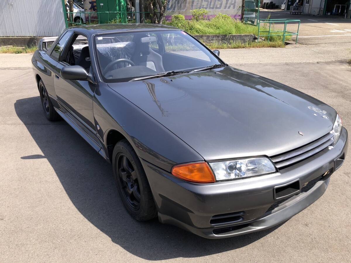 日産　スカイライン　GT-R　年式1992年6月　RB26DETT　マニュアル5速　42504Km　希少　レア_画像1