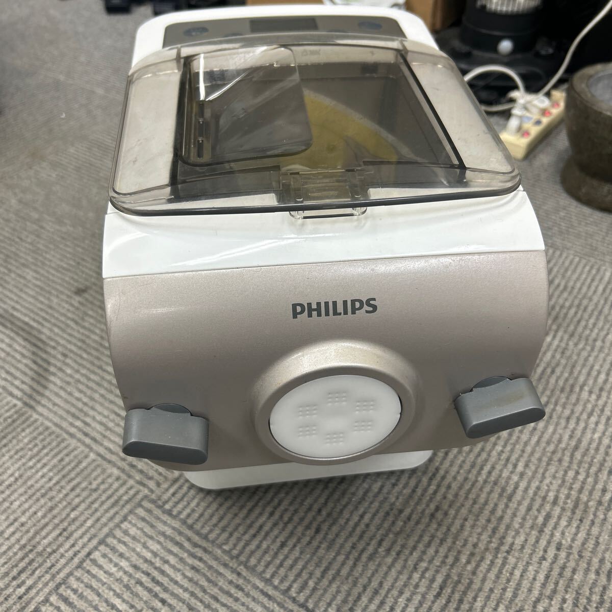 中古品 PHILIPS フィリップス ヌードル メーカー HR2365 家庭用 生麺 製麺機 ジャンクの画像1