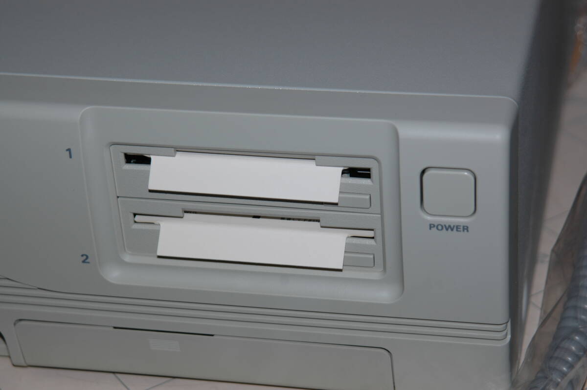 ちょい古のパーソナルコンピュータ NEC PC-9801EX2 と 付属品 たぶん未使用品 検) 日本電気 N88ベーシック 旧型PC の画像5