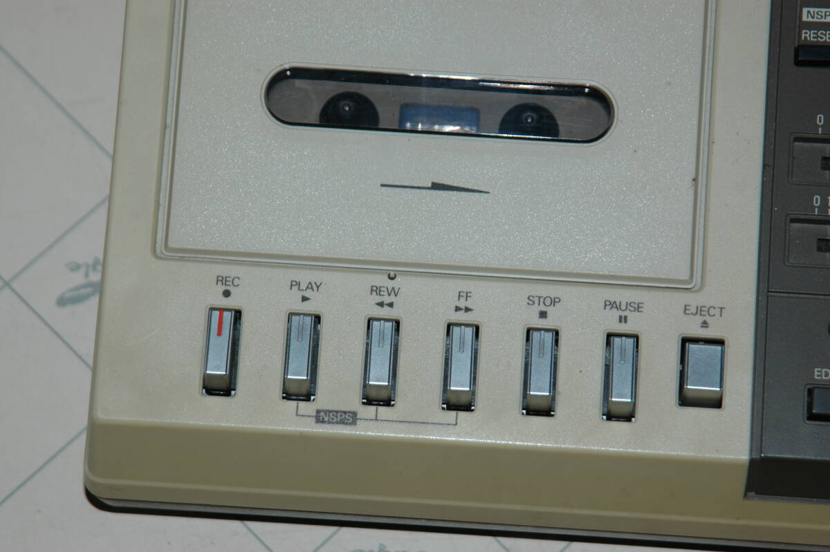  Япония электрический данные магнитофон NEC [DATA RECORDER PC-6082] used/ Junk электризация только осмотр ) Showa Retro Vintage 
