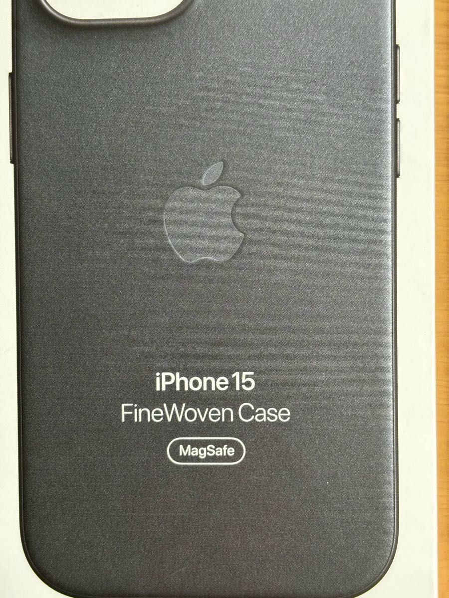 Apple純正 MagSafe対応 iPhone15 ファインウーブンケース ブラック