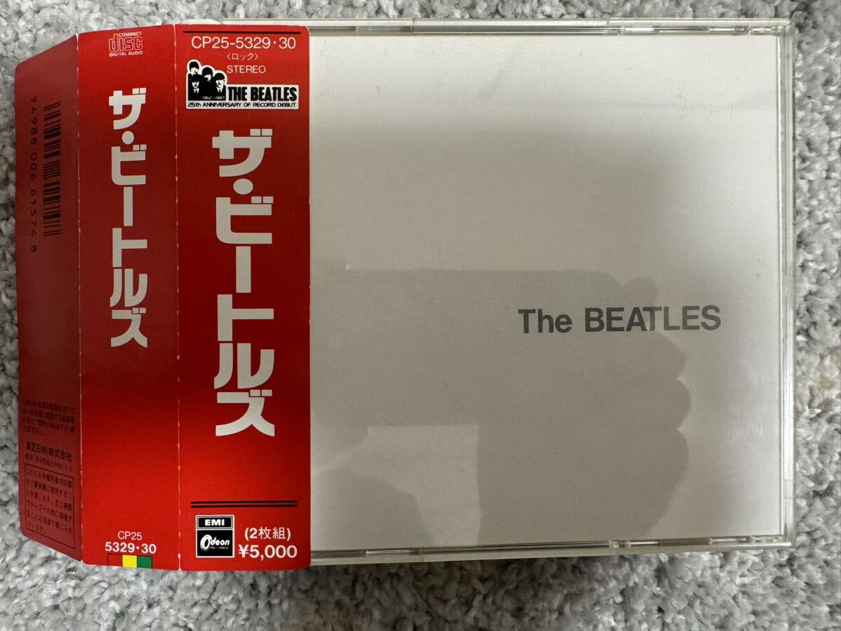 THE BEATLES 国内盤 旧規格 帯付！2CD 税表記なし 5000円盤！ザ・ビートルズ/ホワイト・アルバム 国内盤 旧規格 税表記無5000円赤帯の画像1