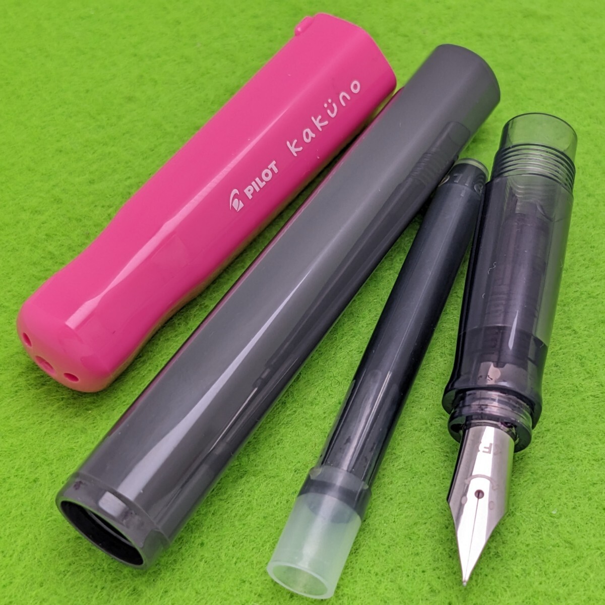 Pelikan　ペリカン　ツイスト　中字　ブルーＸブルー　PILOT　パイロット　カクノ　細字　ピンク　万年筆　2本セット　中古　3KUS1888_ペン先：Ｆ / 細字